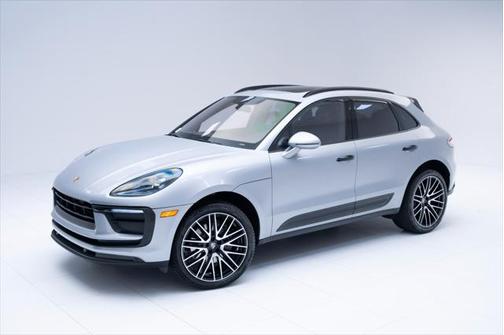 2022 Porsche Macan Base