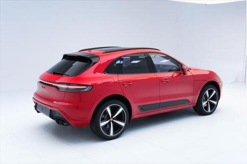 2024 Porsche Macan Base