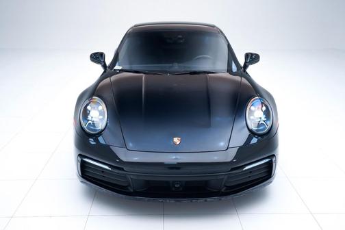 2020 Porsche 911 Carrera