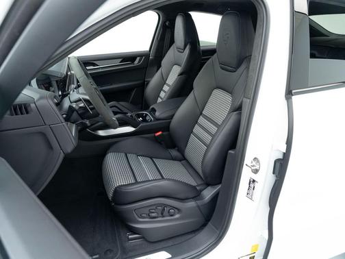 2026 Porsche Cayenne S