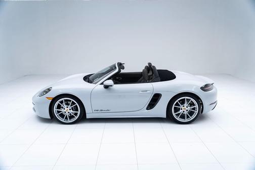 2025 Porsche 718 Boxster 