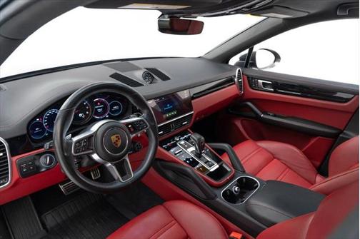 2022 Porsche Cayenne S
