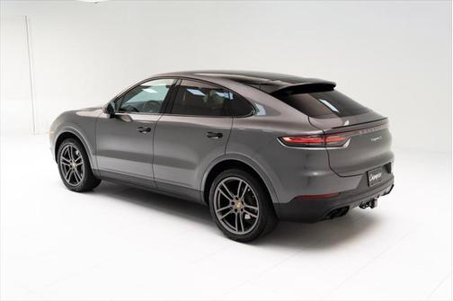 2022 Porsche Cayenne S