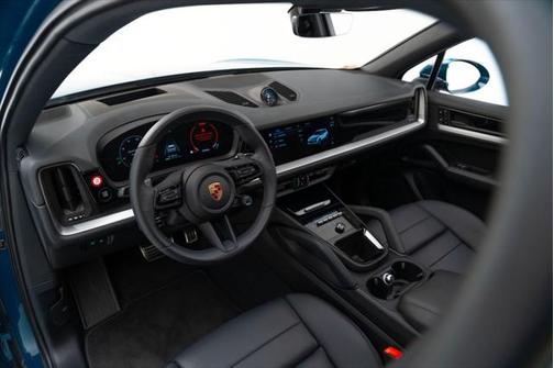 2024 Porsche Cayenne