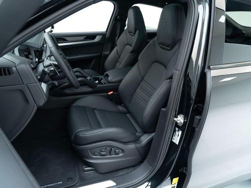 2026 Porsche Cayenne S