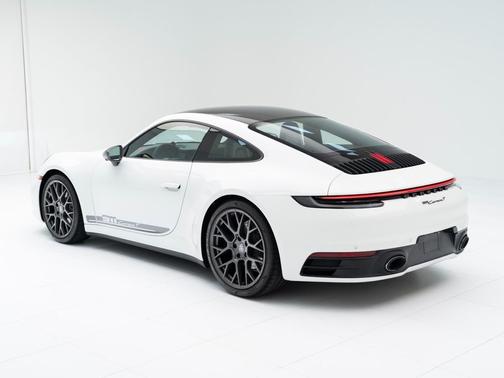 2023 Porsche 911 Carrera T
