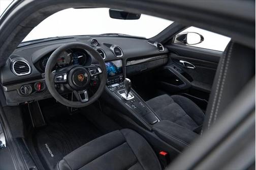 2018 Porsche 718 Cayman GTS