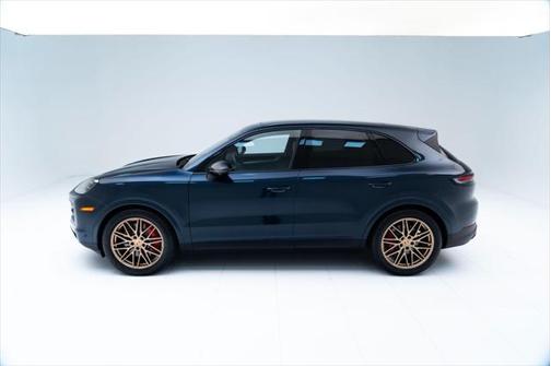 2025 Porsche Cayenne S