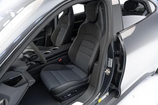 2025 Porsche Taycan 4S