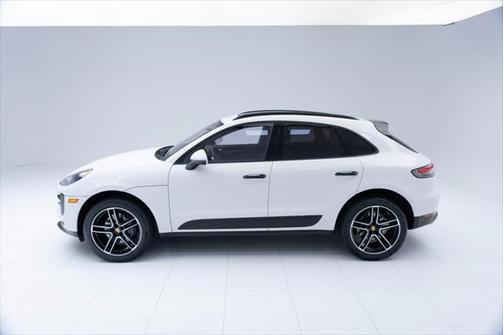 2021 Porsche Macan Base