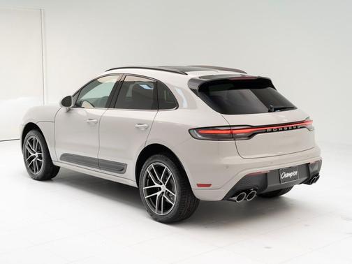 2026 Porsche Macan 