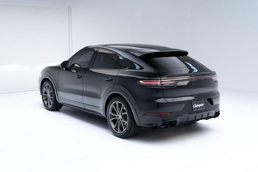 2023 Porsche Cayenne GTS