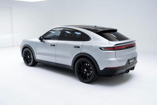 2024 Porsche Cayenne Turbo