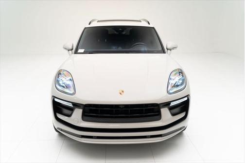 2022 Porsche Macan Base