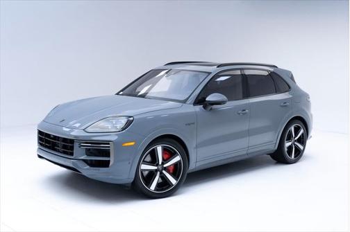 2025 Porsche Cayenne E-Hybrid S