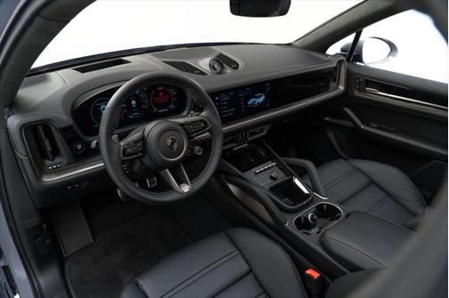 2025 Porsche Cayenne E-Hybrid S