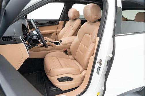 2022 Porsche Cayenne Platinum Edition