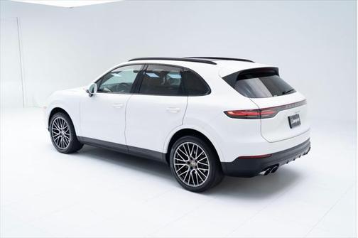 2022 Porsche Cayenne Platinum Edition