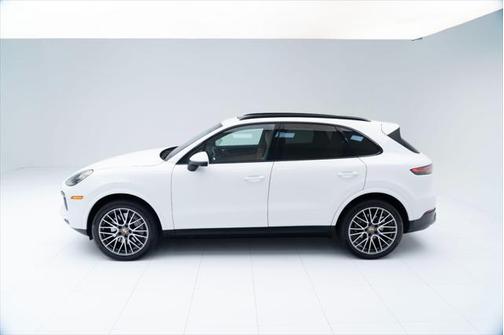 2022 Porsche Cayenne Platinum Edition