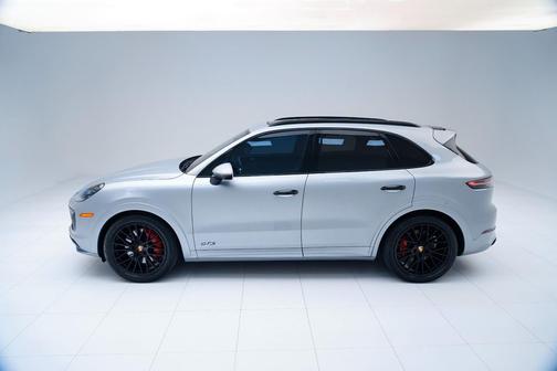2021 Porsche Cayenne GTS