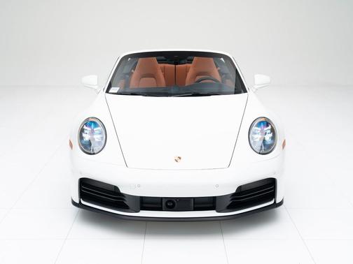 2026 Porsche 911 Carrera 4S Cabriolet