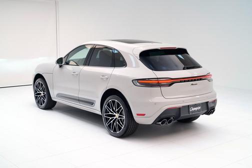2026 Porsche Macan 