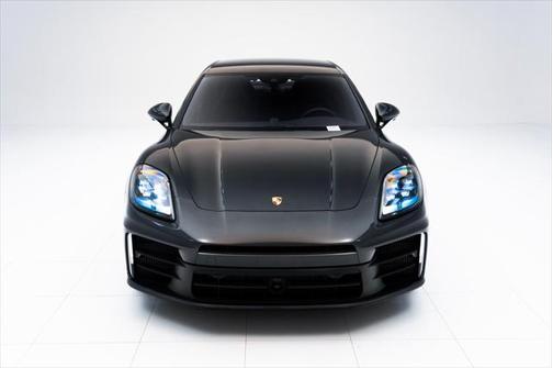 2025 Porsche Panamera