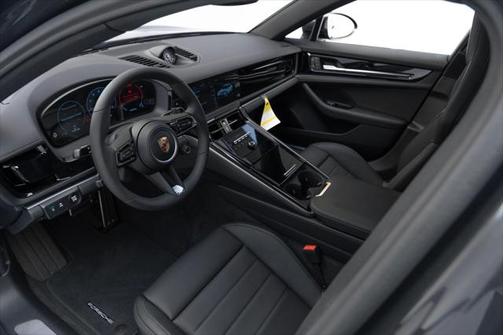 2025 Porsche Panamera