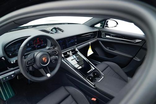 2026 Porsche Panamera 