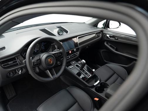 2026 Porsche Macan S