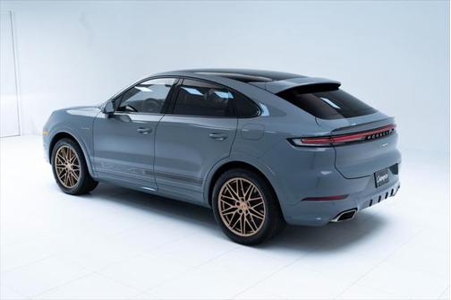 2025 Porsche Cayenne E-Hybrid Coupe S
