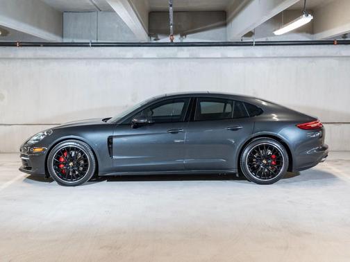 Volcano Grey Metallic 2020 Porsche Panamera 4S