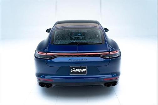 2023 Porsche Panamera GTS