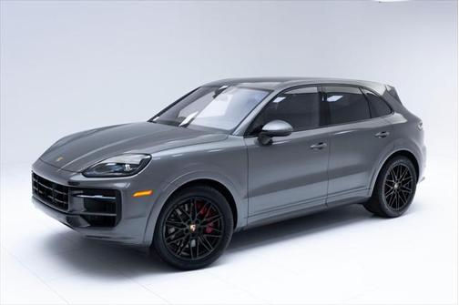 2024 Porsche Cayenne S