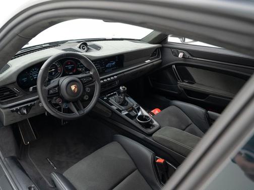 2025 Porsche 911 GT3 RS