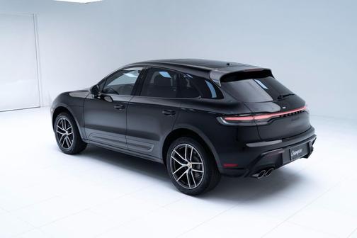 2025 Porsche Macan T