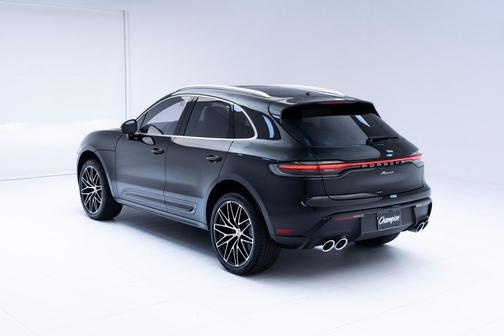 2025 Porsche Macan T