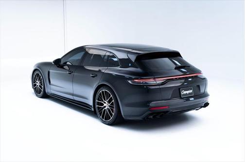 2023 Porsche Panamera Sport Turismo GTS