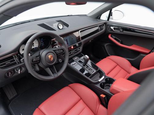 2026 Porsche Macan S