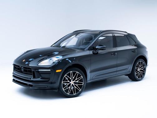 2025 Porsche Macan T