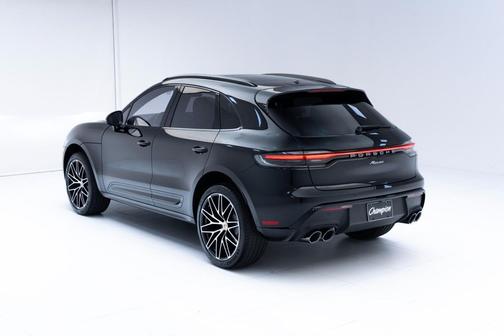 2025 Porsche Macan T