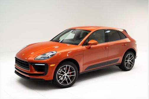 2022 Porsche Macan Base