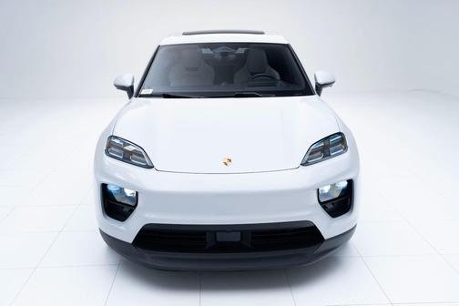 2024 Porsche Macan 4