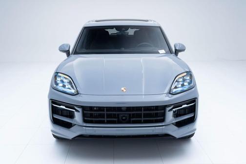 2025 Porsche Cayenne S