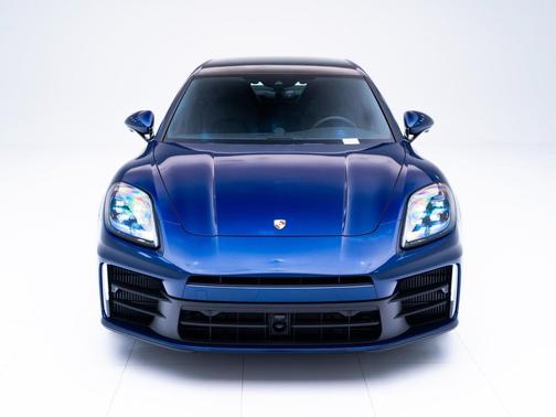 2026 Porsche Panamera 