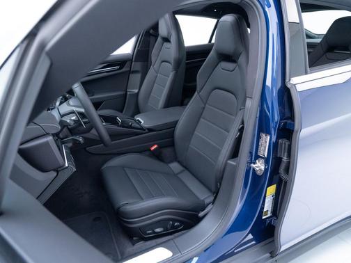 2026 Porsche Panamera 