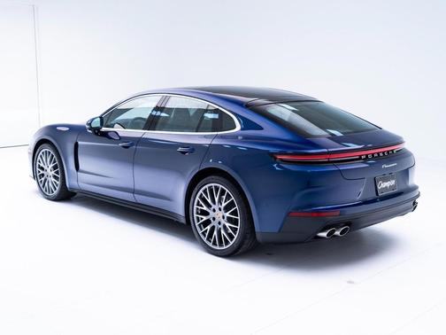 2026 Porsche Panamera 