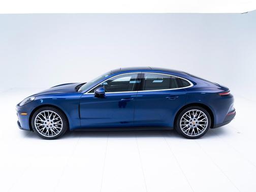 2026 Porsche Panamera 