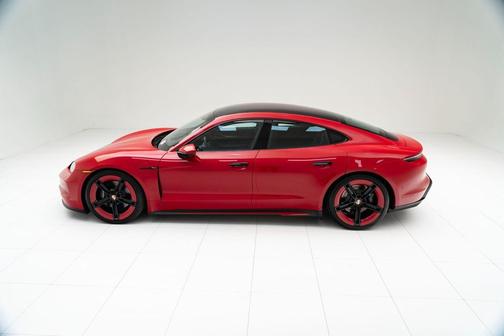2025 Porsche Taycan 4