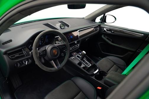 2026 Porsche Macan GTS